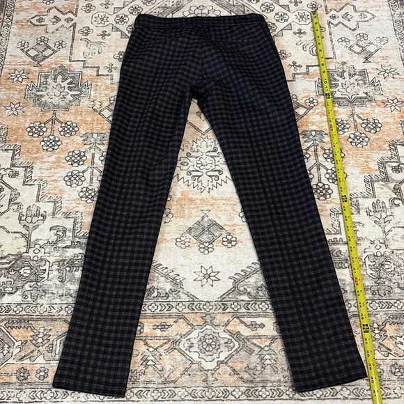 KUT FROM THE KLOTH 6 Elyse Checkered mid rise Skinny black plaid pants - Picture 9 of 12